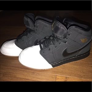 Nike Ari Jordan Retro 1 Black and White Dipped Toe